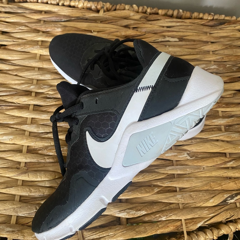 Nike Black Sneakers